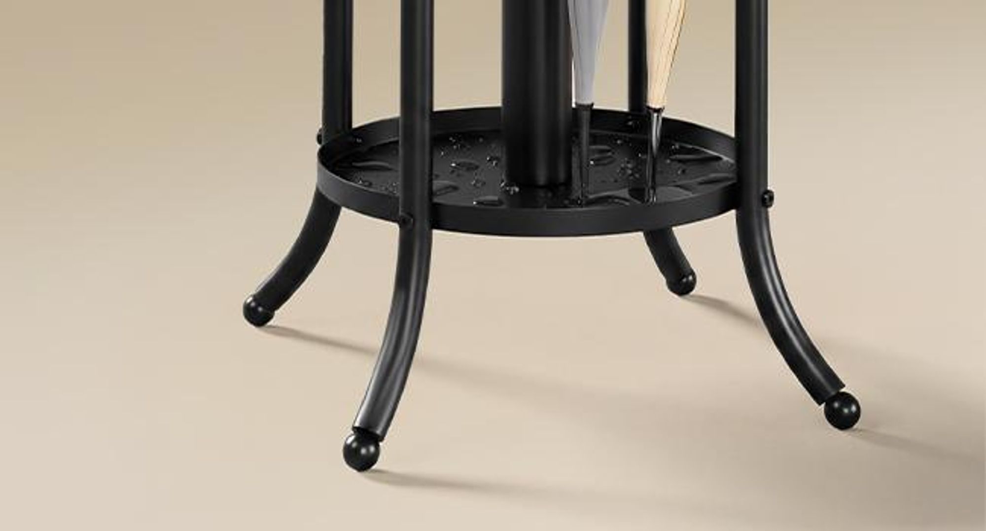 SONGMICS Kleiderständer freistehend, mit Regenschirmständer, 12 Haken, Metall, 175 cm hoch, für Flur, Wohnzimmer, Schlafzimmer, tintenschwarz