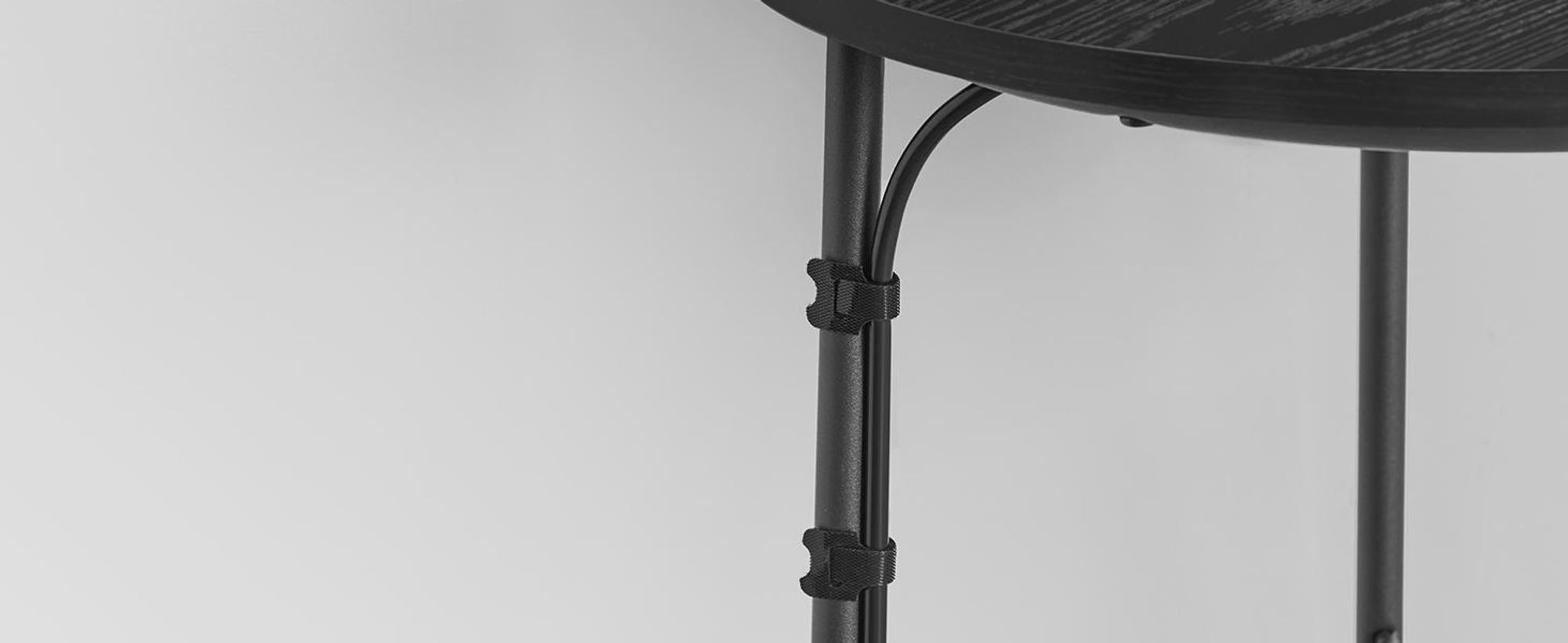 VASAGLE Beistelltisch rund, mit Steckdose, USB-Anschlüsse, Ø45 cm, ebenholzschwarz-schiefergrau