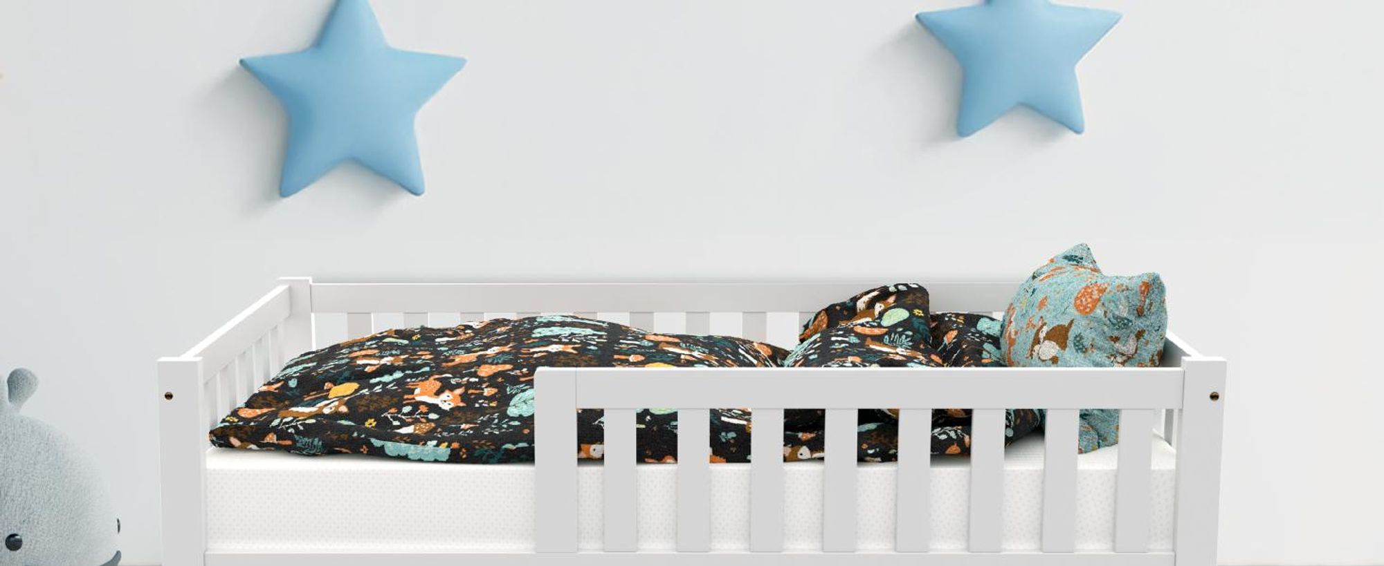 Juskys Kinderbett Naya 80x160 cm mit Rausfallschutz & Lattenrost - Holz Bodenbett Weiß