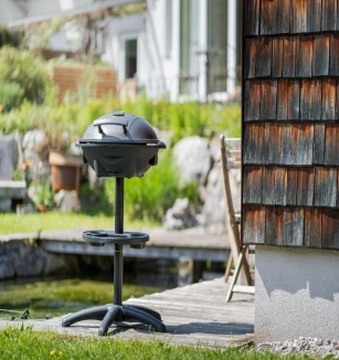 TZS FIRST E Commerce GmbH